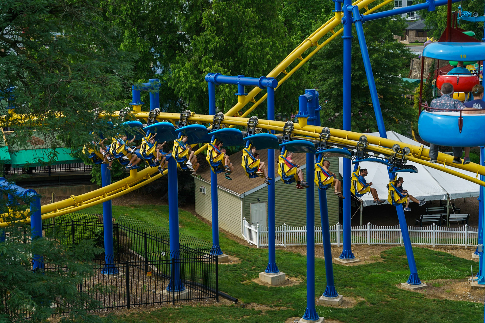 Photo by Jon Roost (www.jonroostphotos.com)