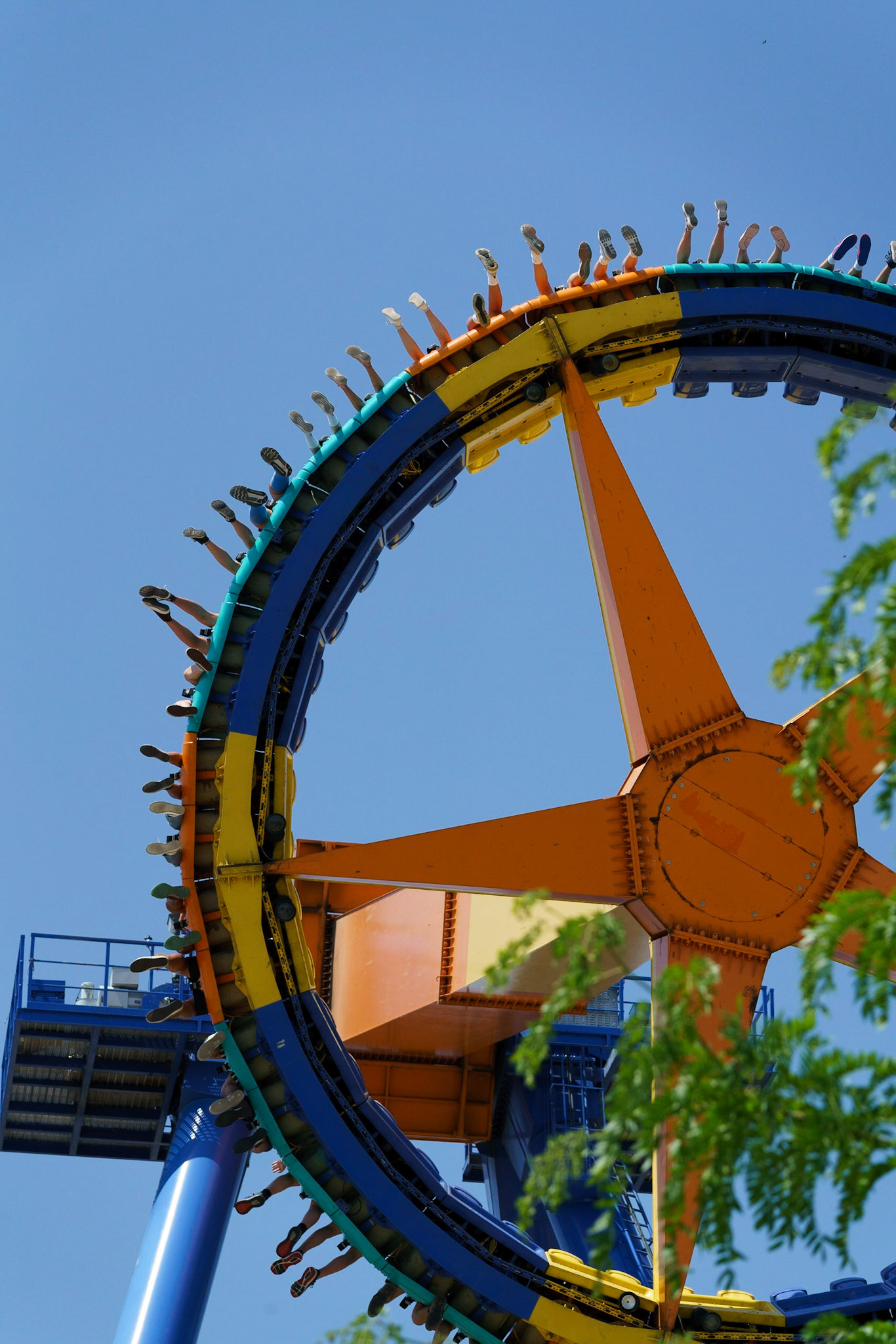 Photo by Jon Roost (www.jonroostphotos.com)