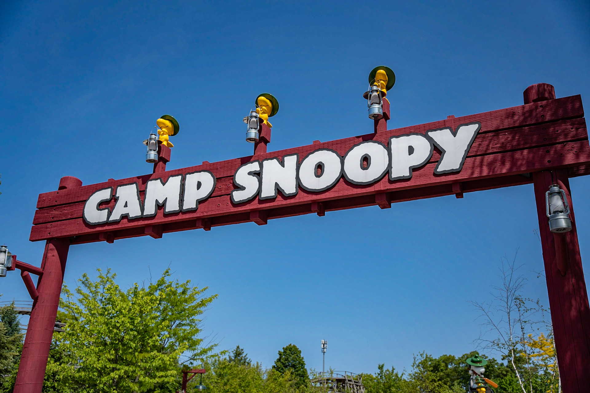 Photo by Jon Roost (www.jonroostphotos.com)