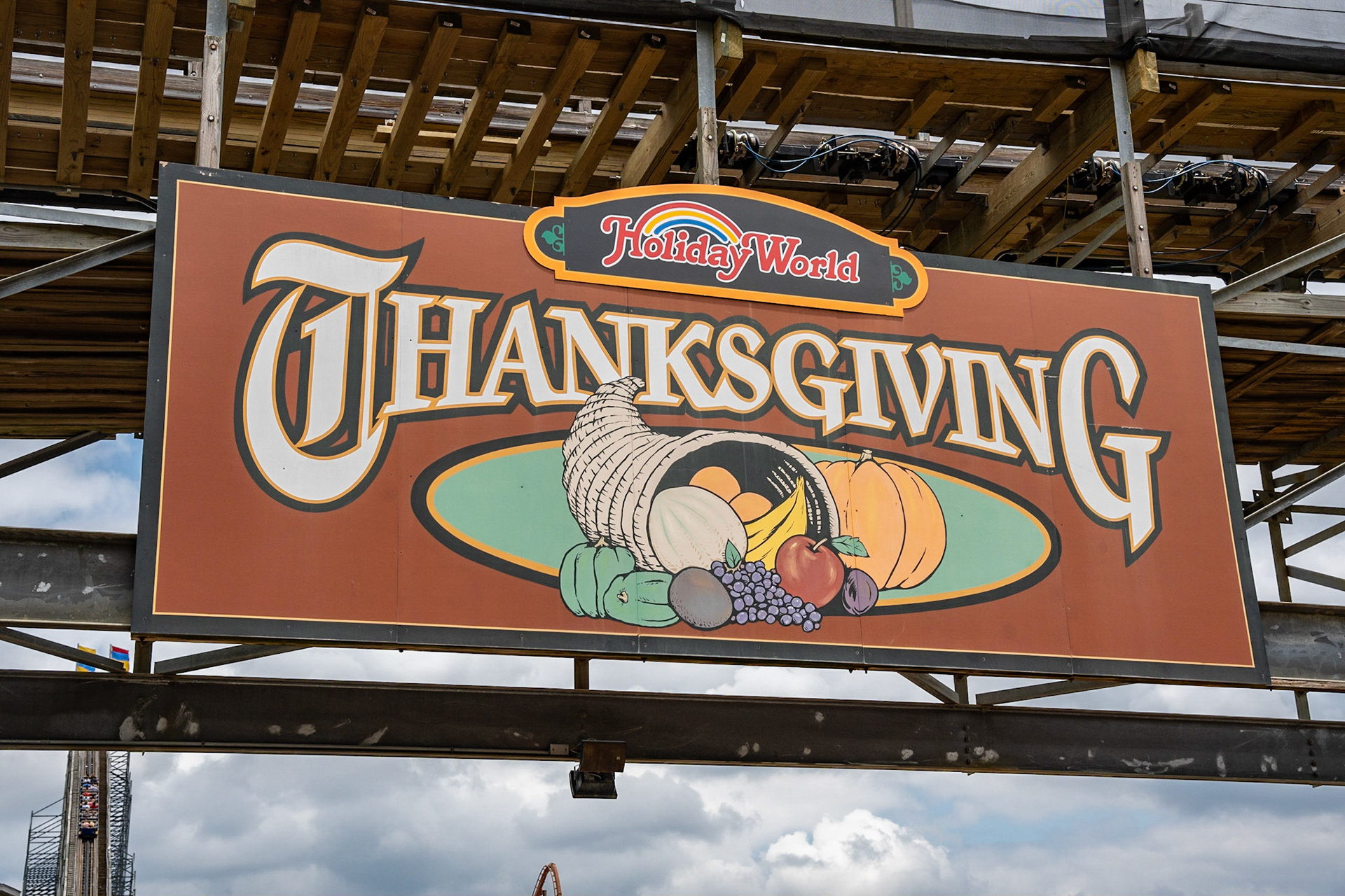 Photo by Jon Roost (www.jonroostphotos.com)