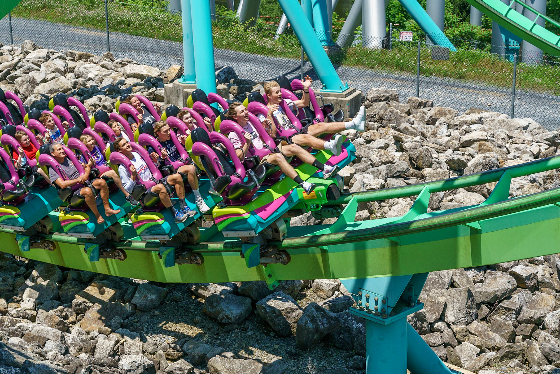 Photo by Jon Roost (www.jonroostphotos.com)