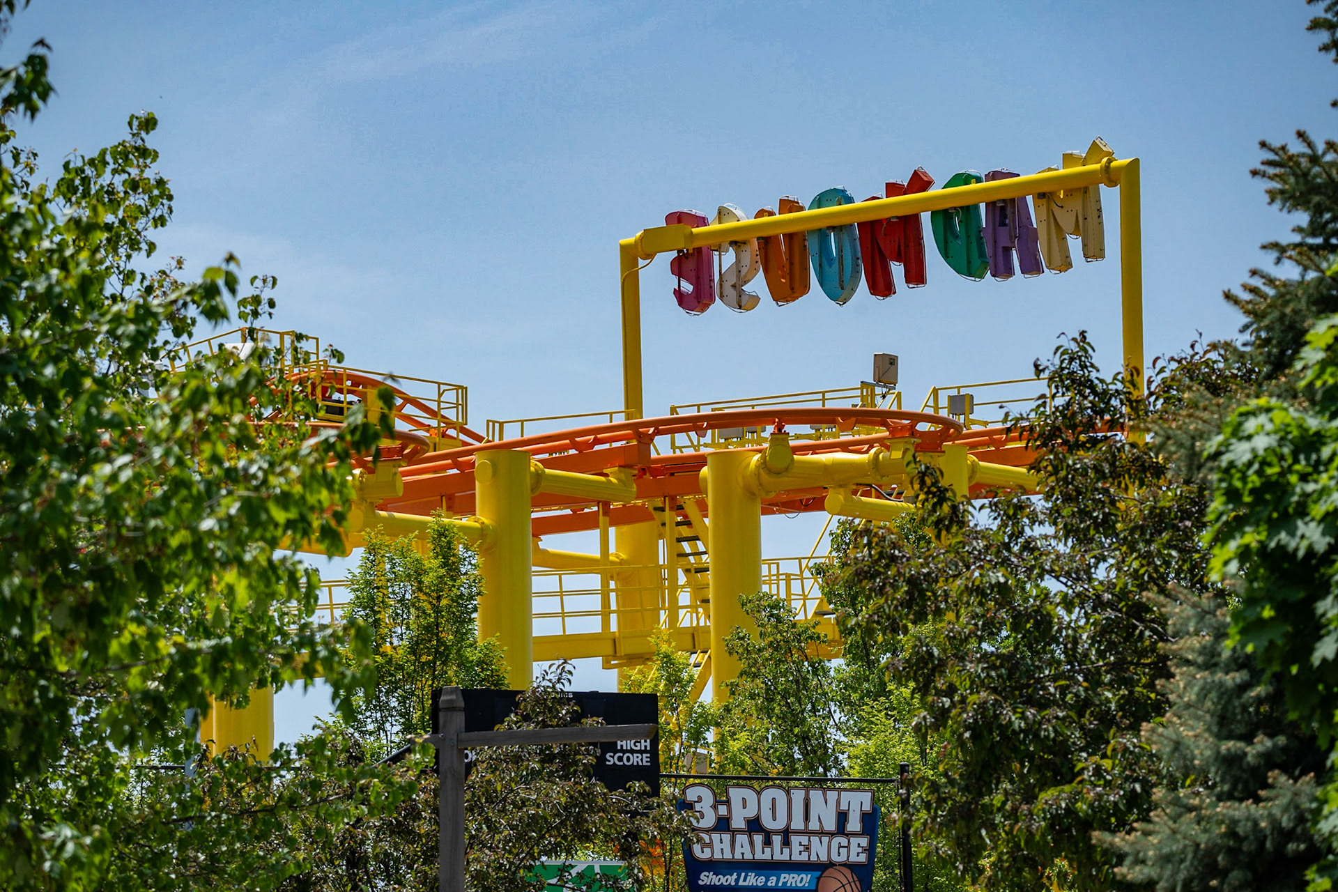 Photo by Jon Roost (www.jonroostphotos.com)