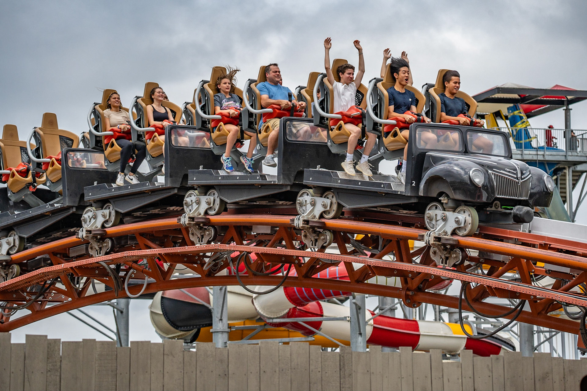 Photo by Jon Roost (www.jonroostphotos.com)