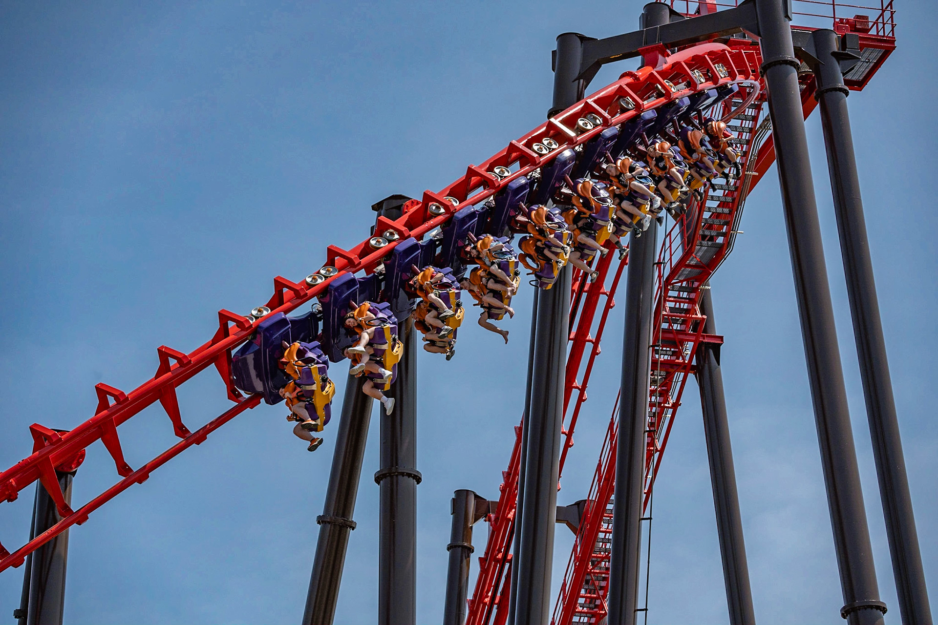 Photo by Jon Roost (www.jonroostphotos.com)