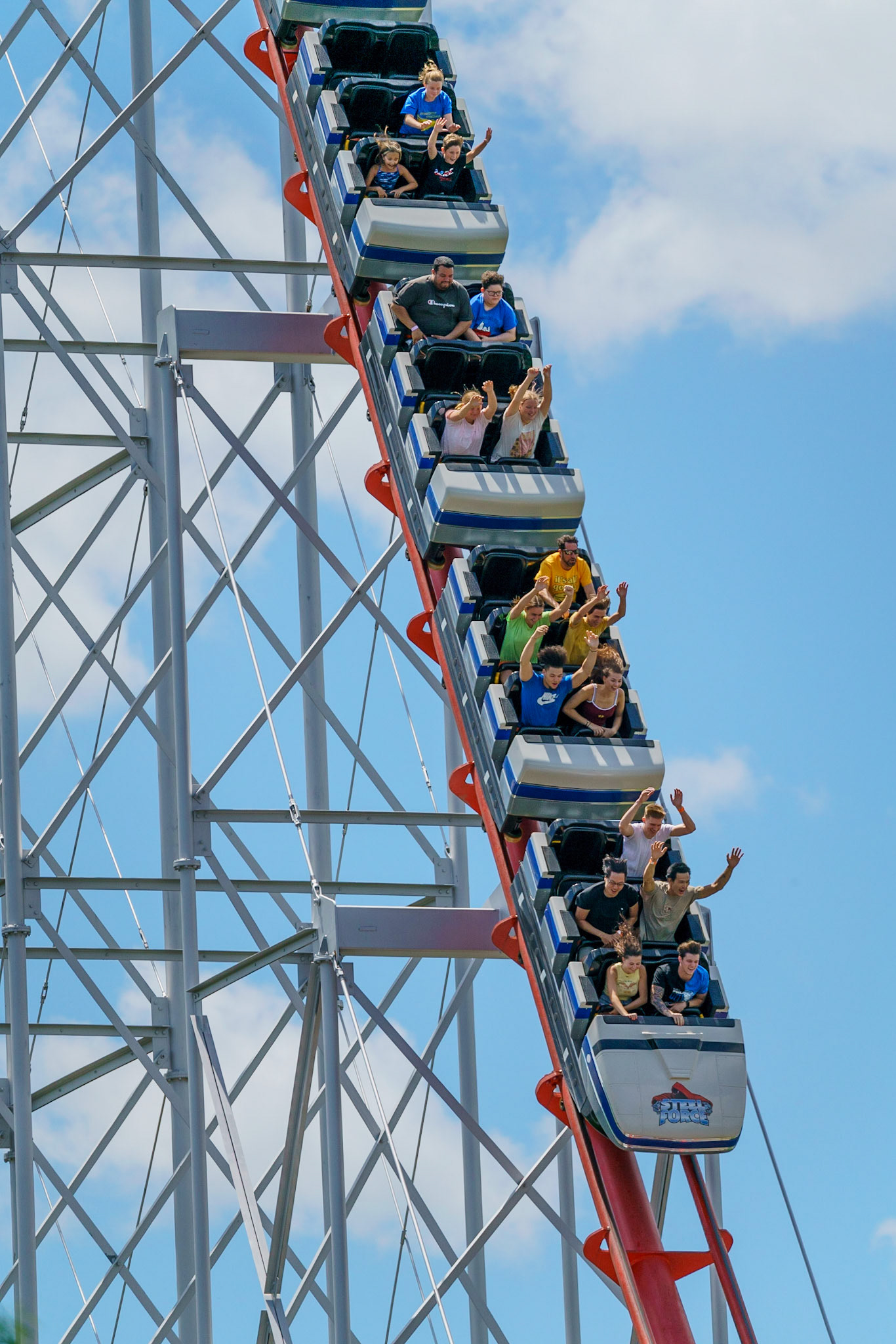 Photo by Jon Roost (www.jonroostphotos.com)