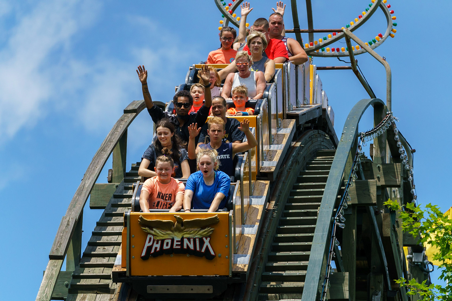 Photo by Jon Roost (www.jonroostphotos.com)