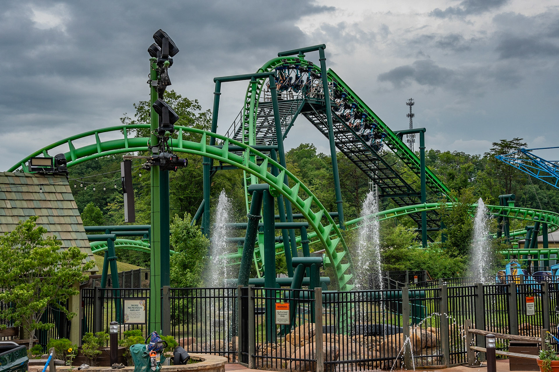 Photo by Jon Roost (www.jonroostphotos.com)