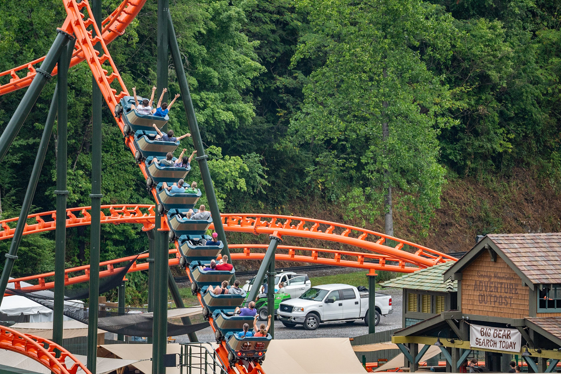 Photo by Jon Roost (www.jonroostphotos.com)