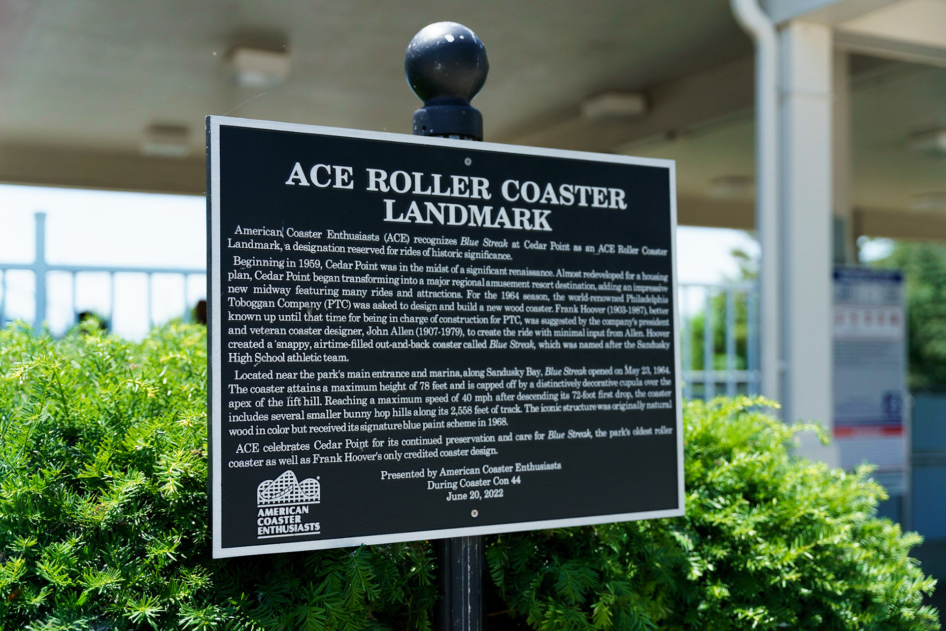 Photo by Jon Roost (www.jonroostphotos.com)