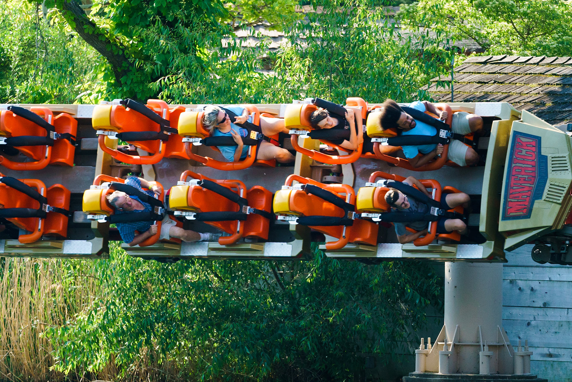 Photo by Jon Roost (www.jonroostphotos.com)