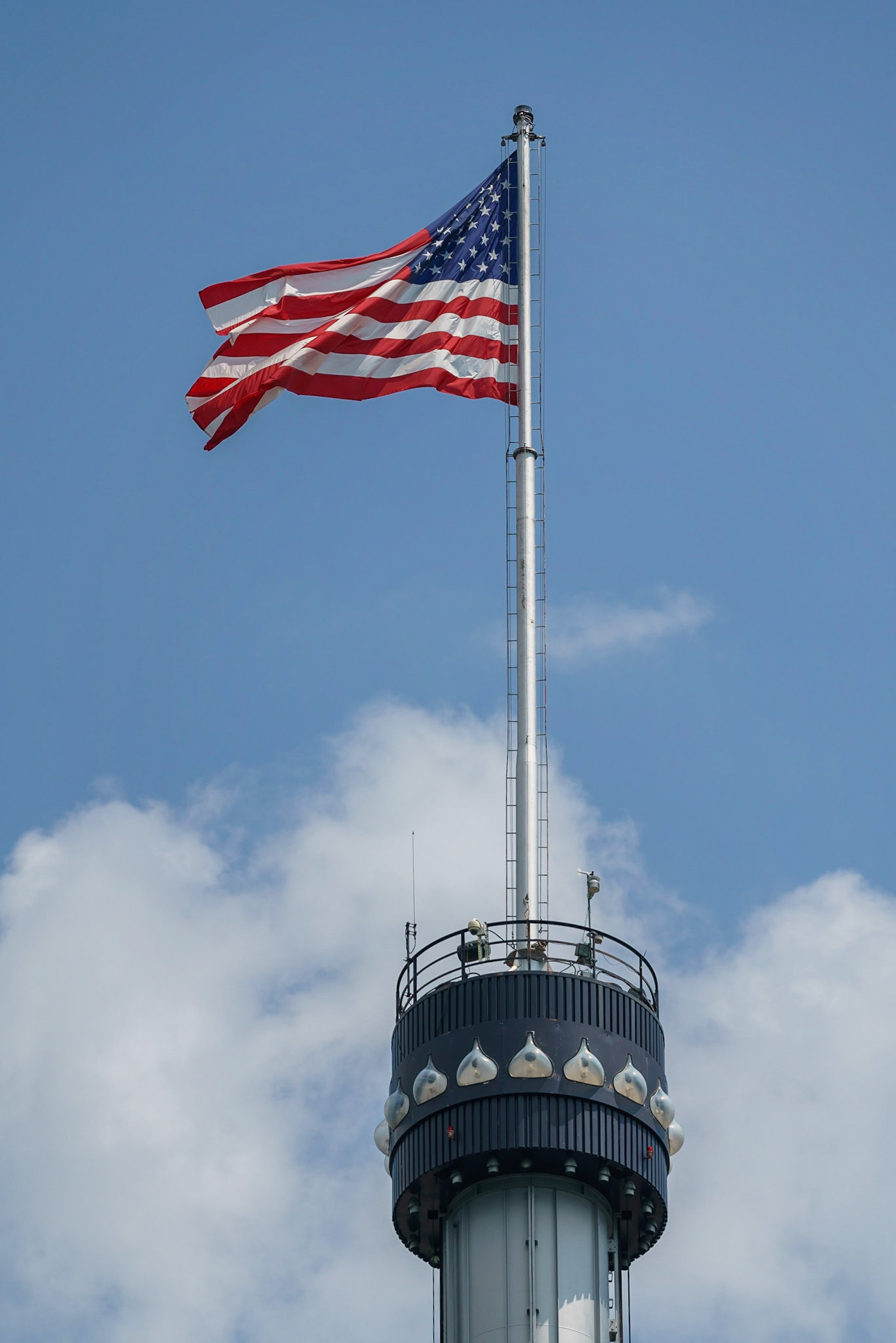 Photo by Jon Roost (www.jonroostphotos.com)