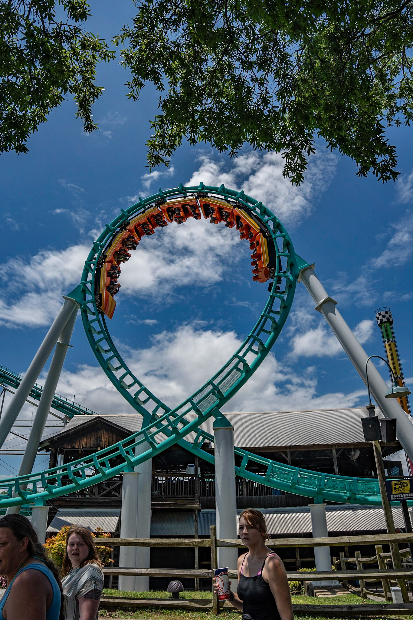 Photo by Jon Roost (www.jonroostphotos.com)