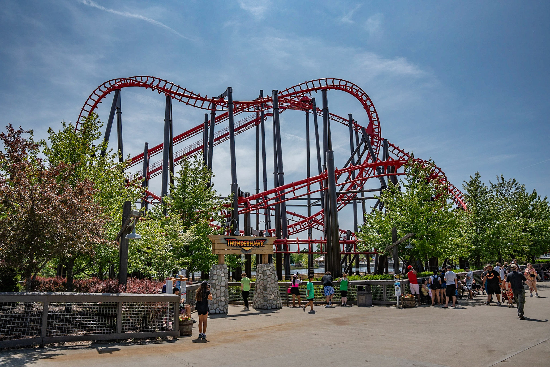 Photo by Jon Roost (www.jonroostphotos.com)