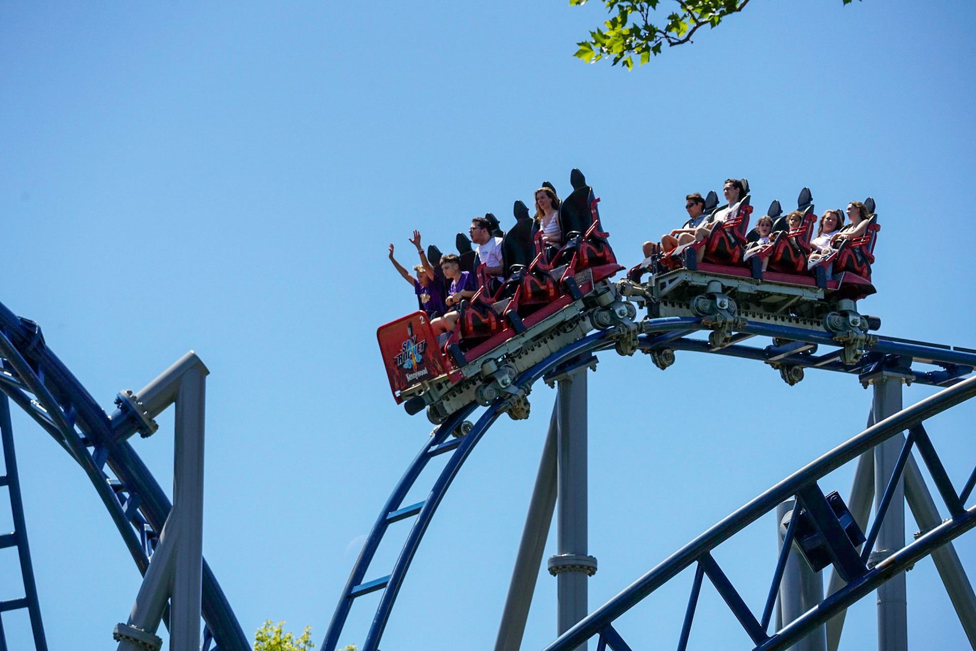 Photo by Jon Roost (www.jonroostphotos.com)