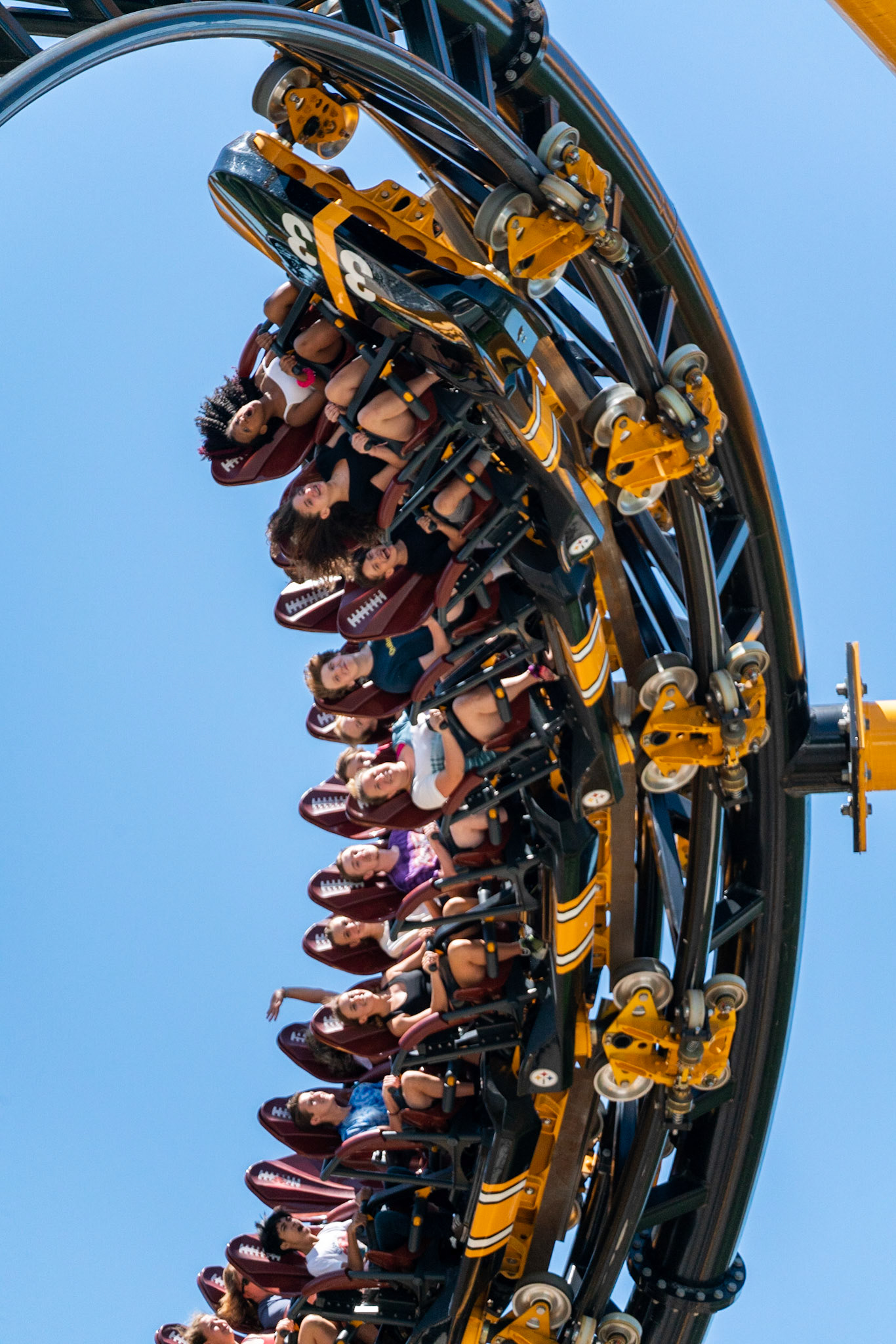 Photo by Jon Roost (www.jonroostphotos.com)