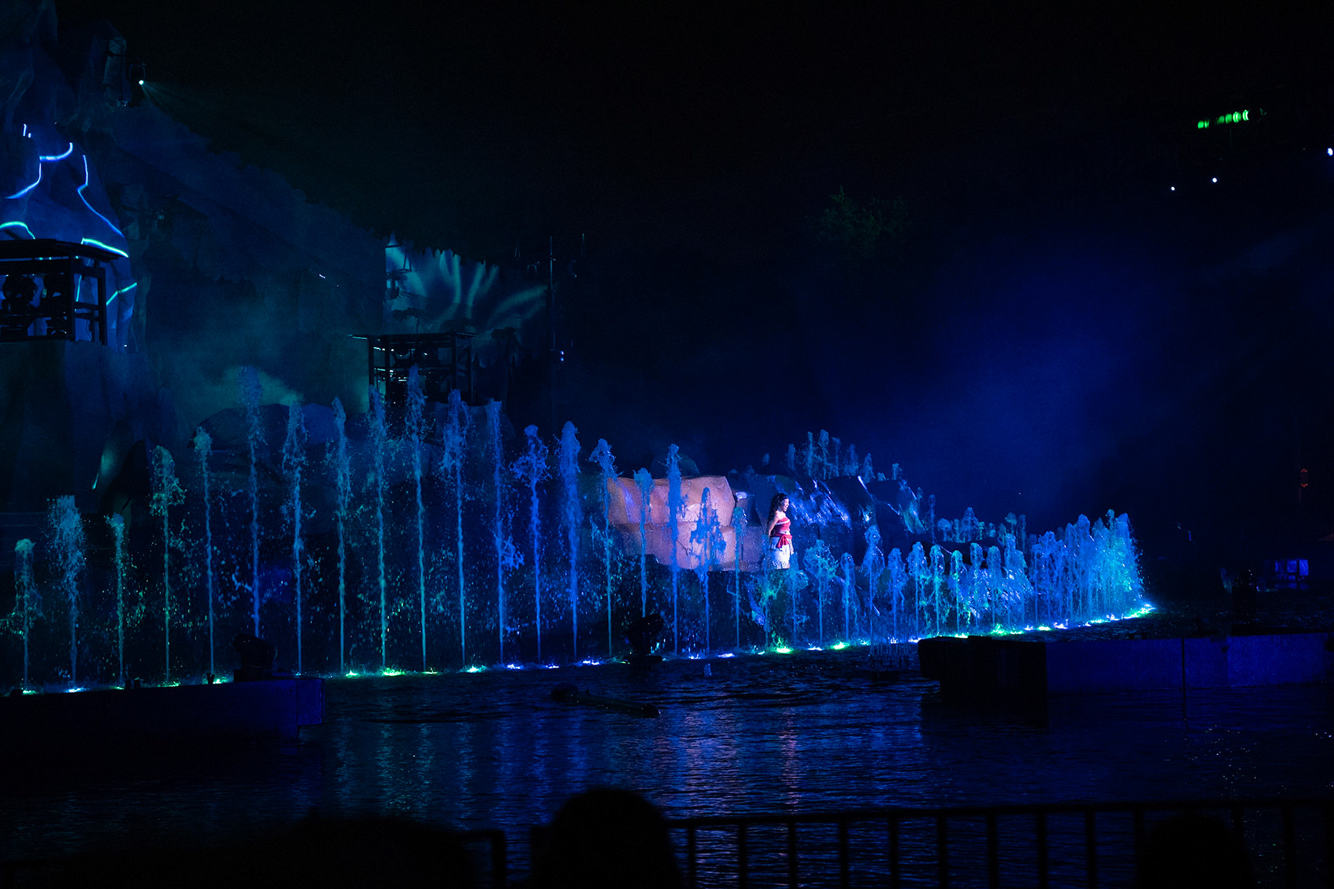 Photo by Jon Roost (www.jonroostphotos.com)