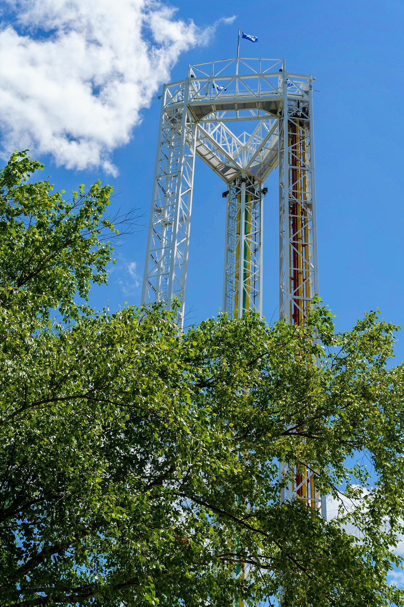 Photo by Jon Roost (www.jonroostphotos.com)