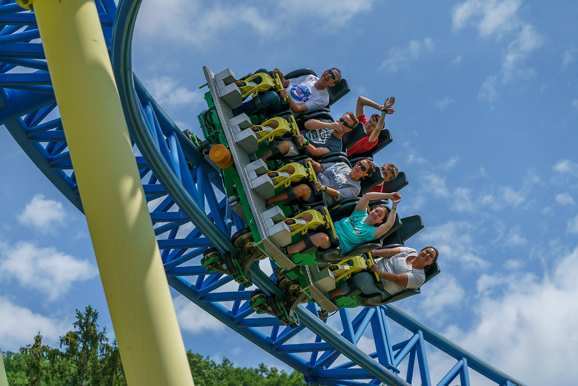 Photo by Jon Roost (www.jonroostphotos.com)