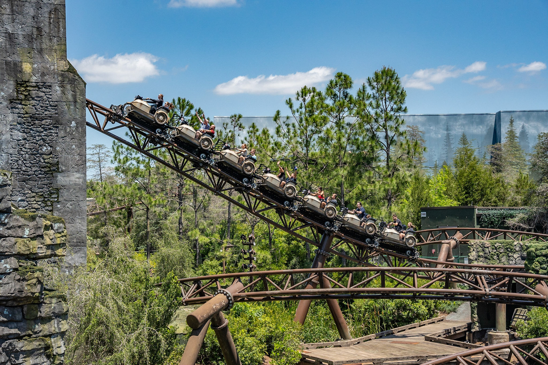 Photo by Jon Roost (www.jonroostphotos.com)