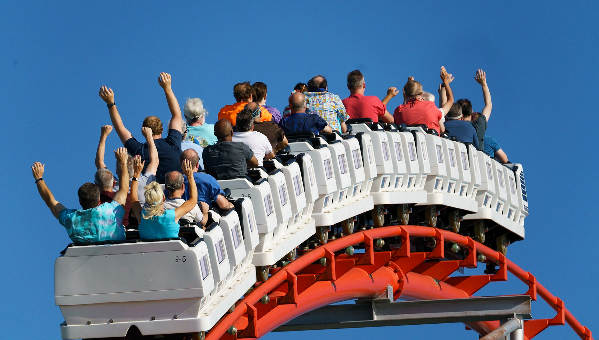 Photo by Jon Roost (www.jonroostphotos.com)