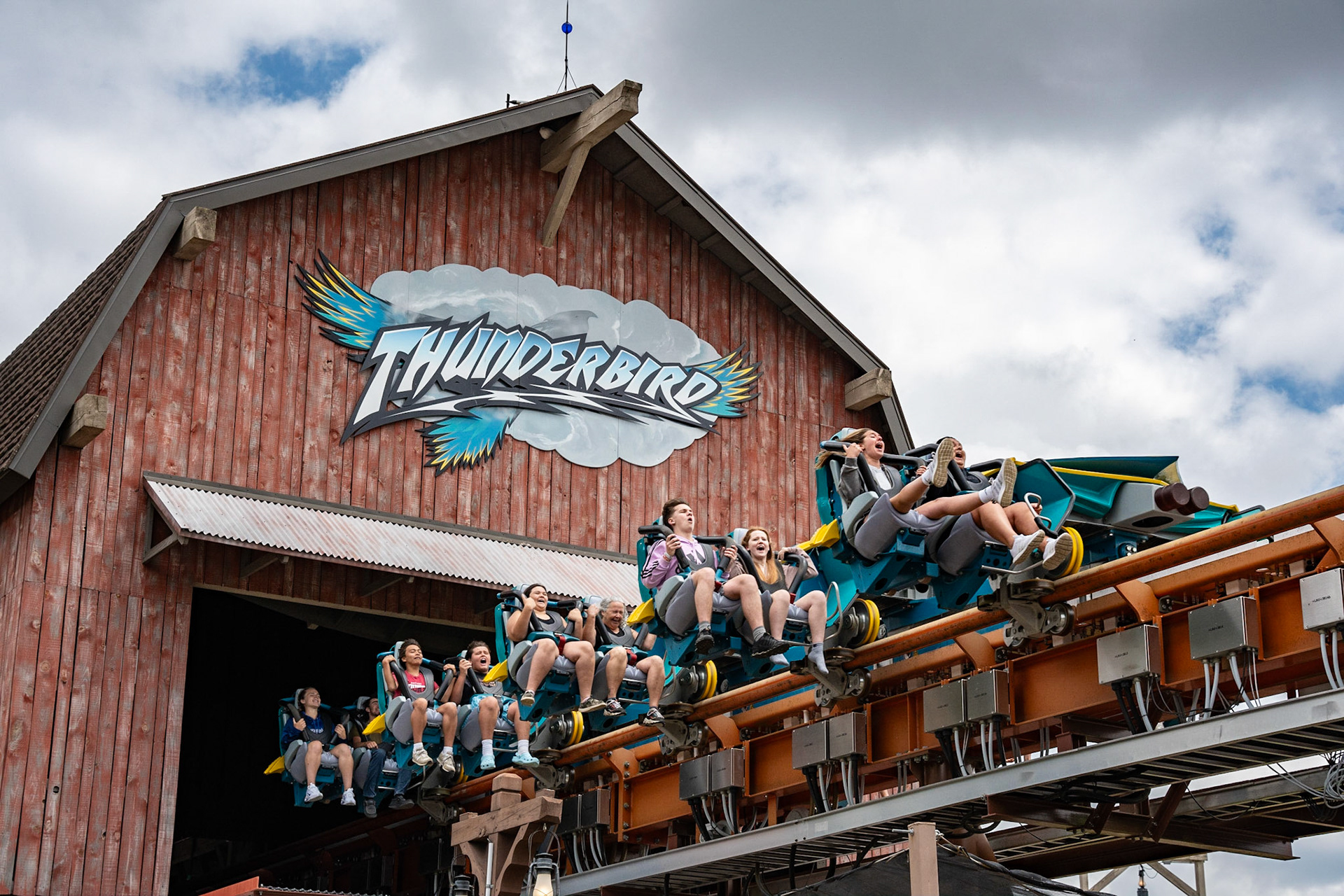 Photo by Jon Roost (www.jonroostphotos.com)