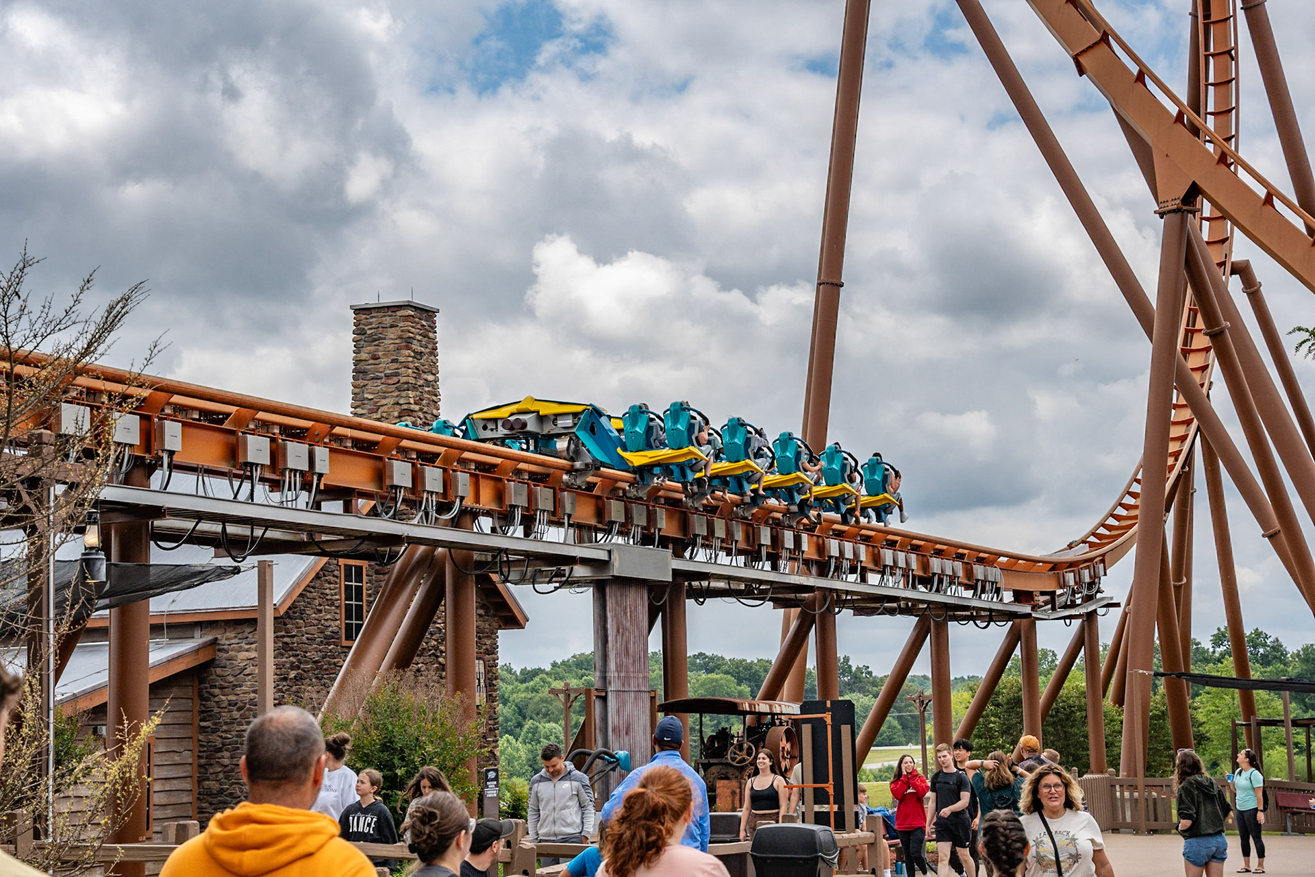 Photo by Jon Roost (www.jonroostphotos.com)