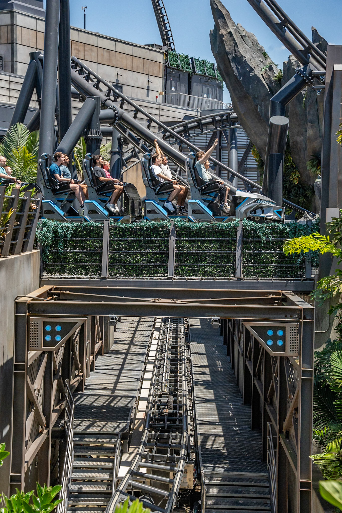 Photo by Jon Roost (www.jonroostphotos.com)