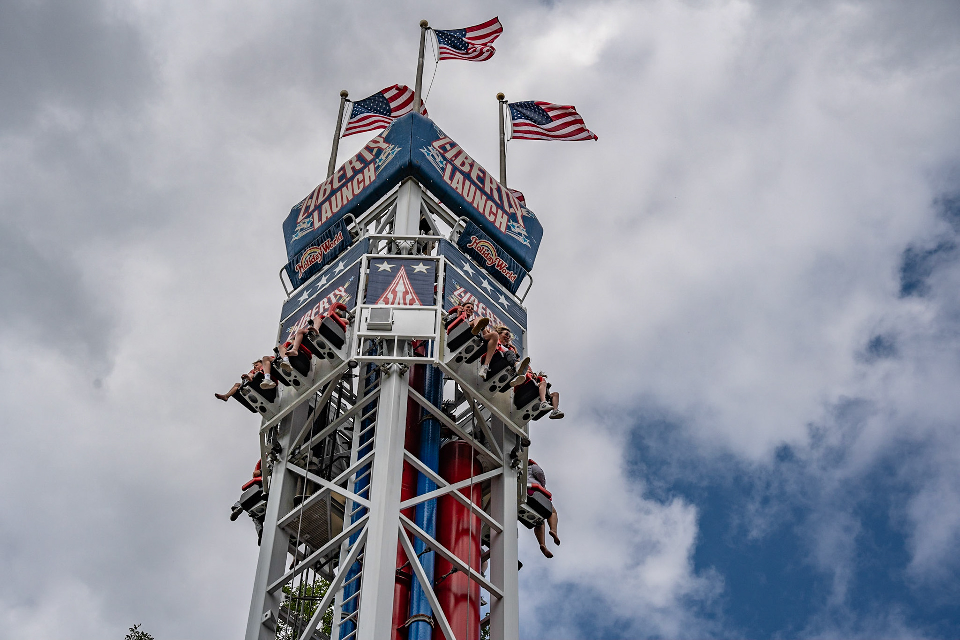 Photo by Jon Roost (www.jonroostphotos.com)