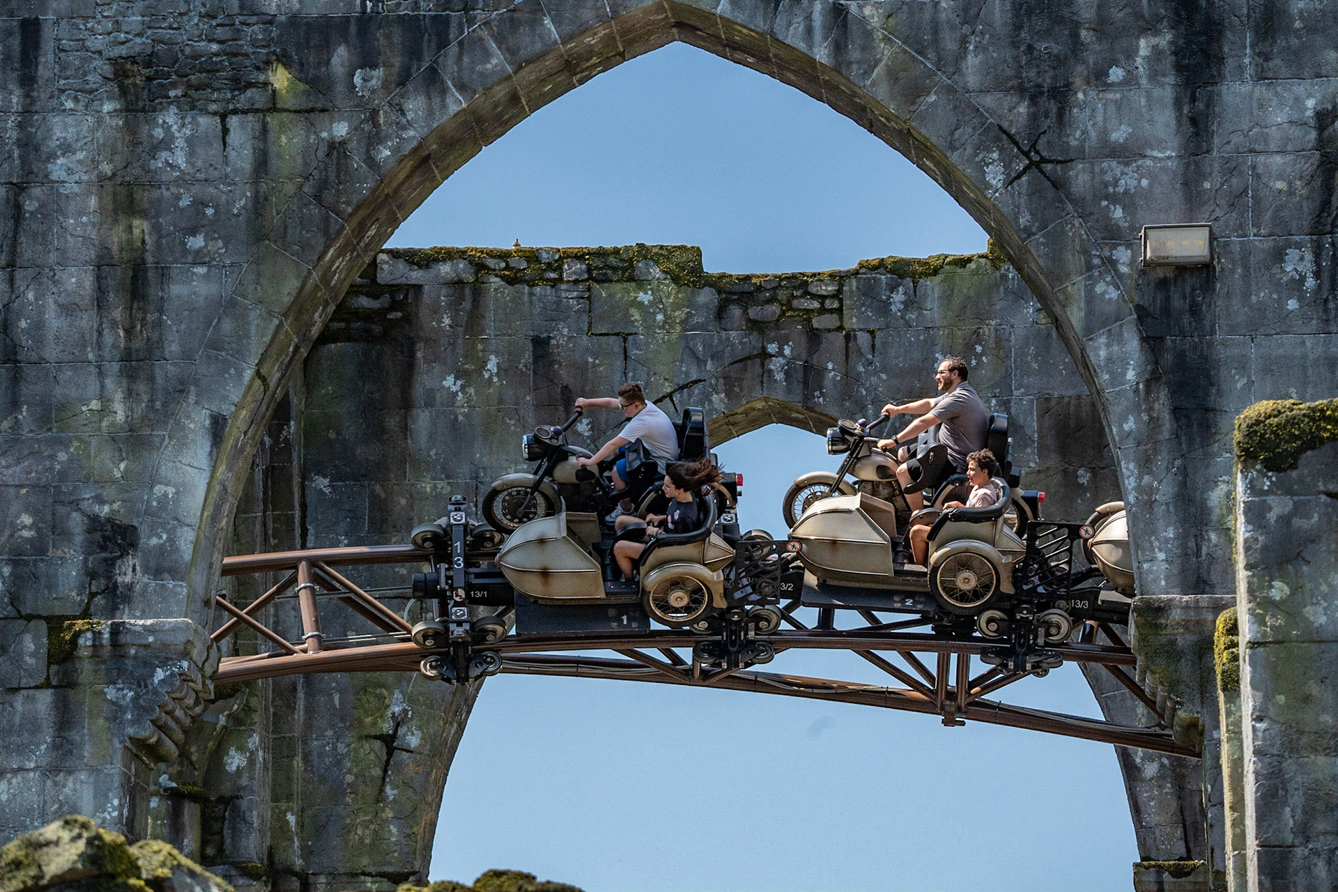 Photo by Jon Roost (www.jonroostphotos.com)