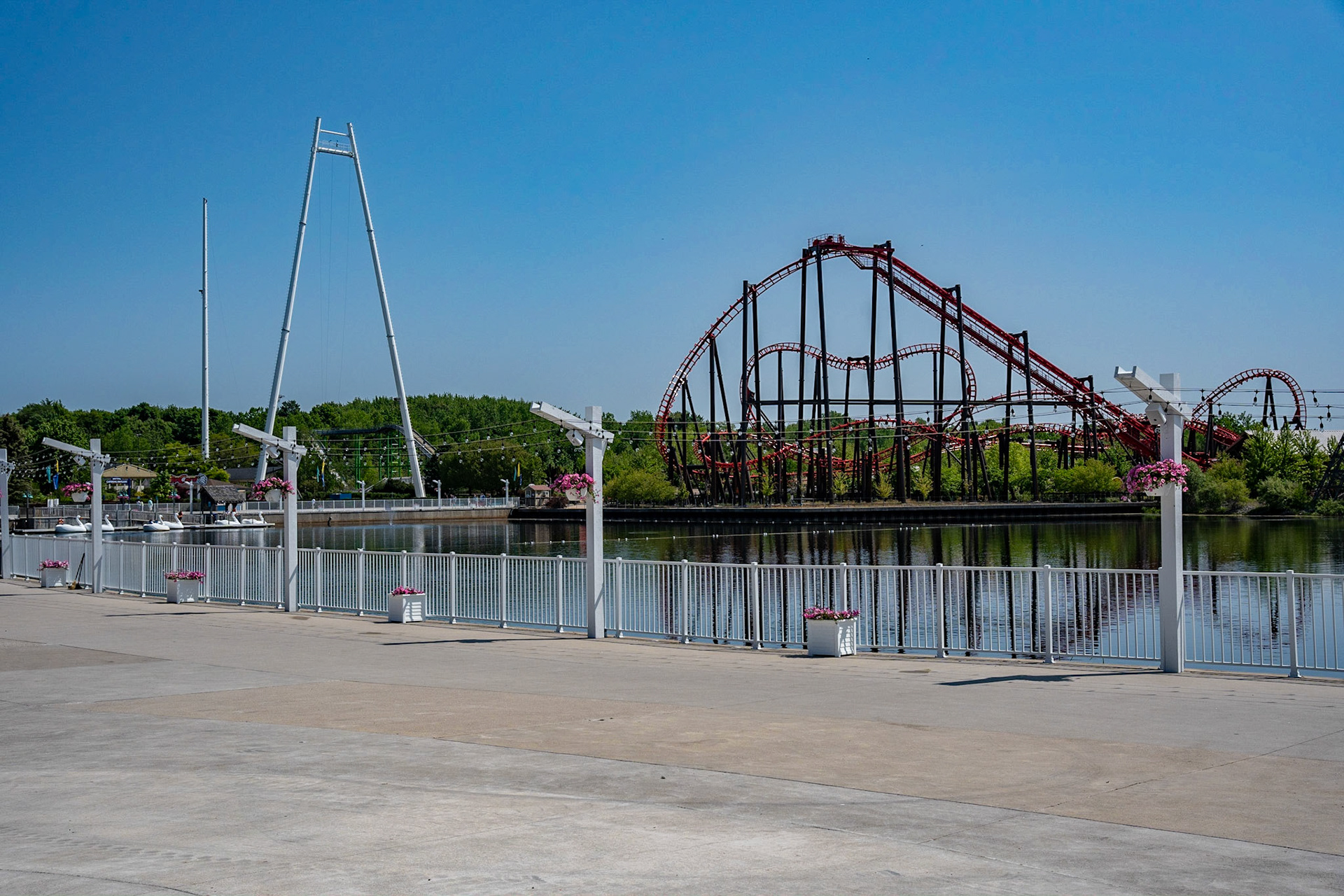 Photo by Jon Roost (www.jonroostphotos.com)