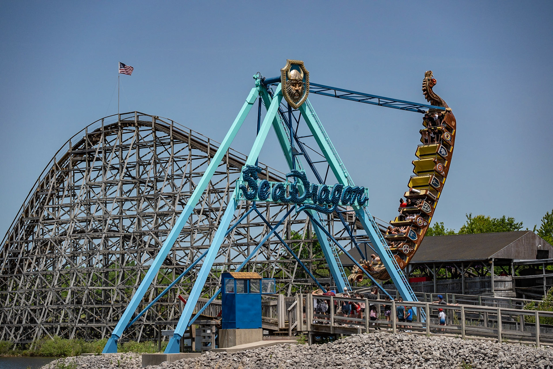 Photo by Jon Roost (www.jonroostphotos.com)