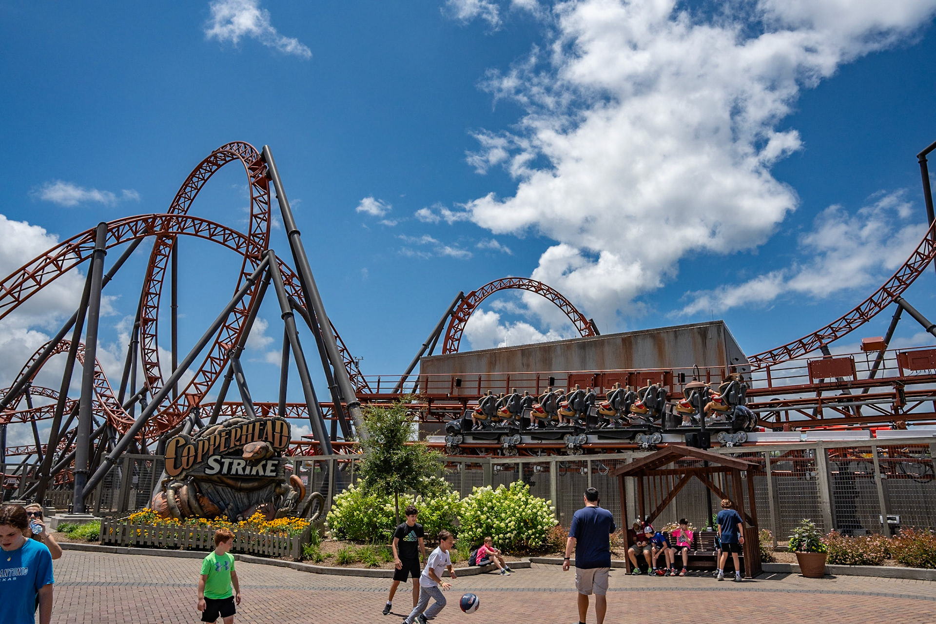 Photo by Jon Roost (www.jonroostphotos.com)