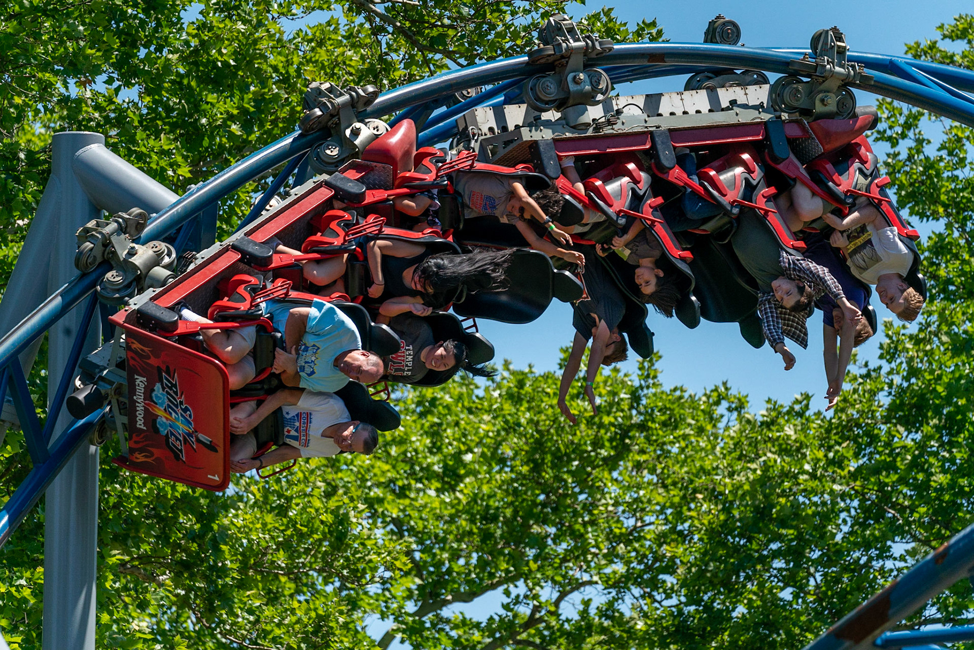 Photo by Jon Roost (www.jonroostphotos.com)