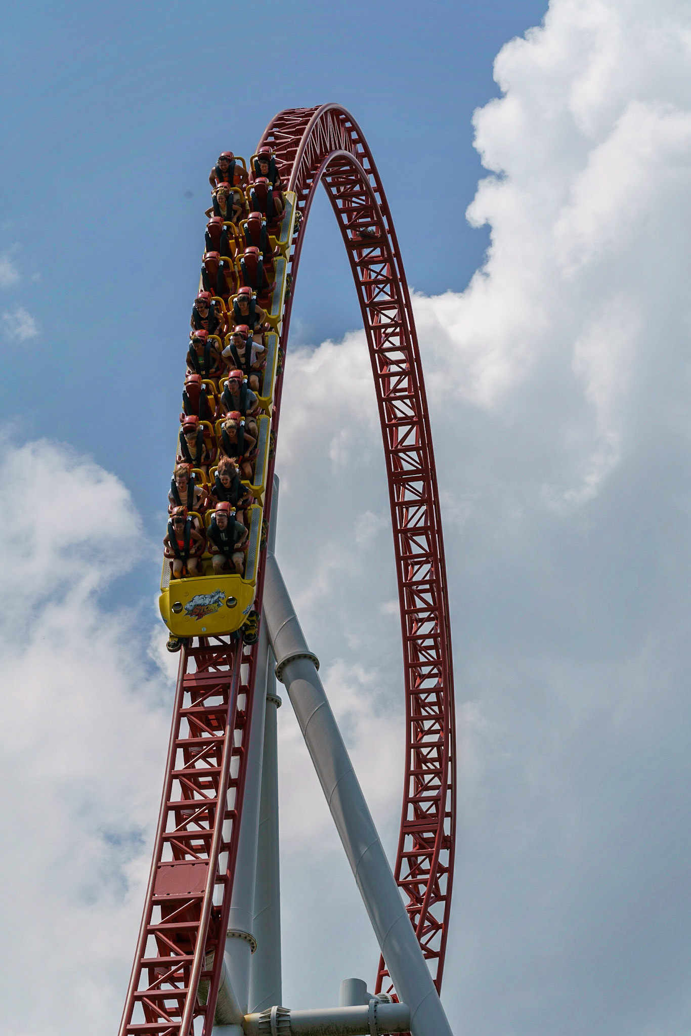 Photo by Jon Roost (www.jonroostphotos.com)