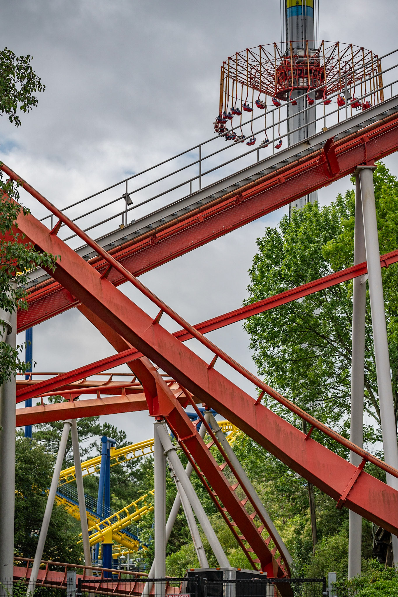 Photo by Jon Roost (www.jonroostphotos.com)