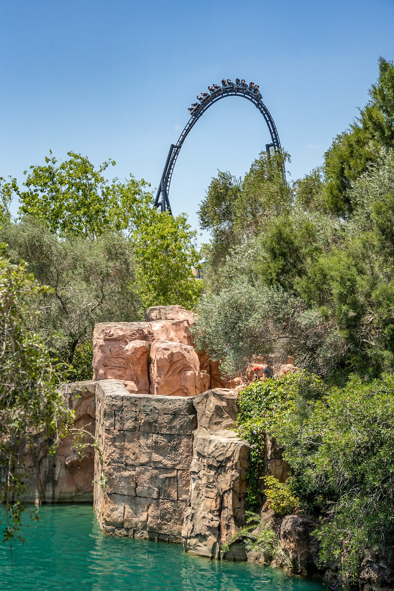 Photo by Jon Roost (www.jonroostphotos.com)