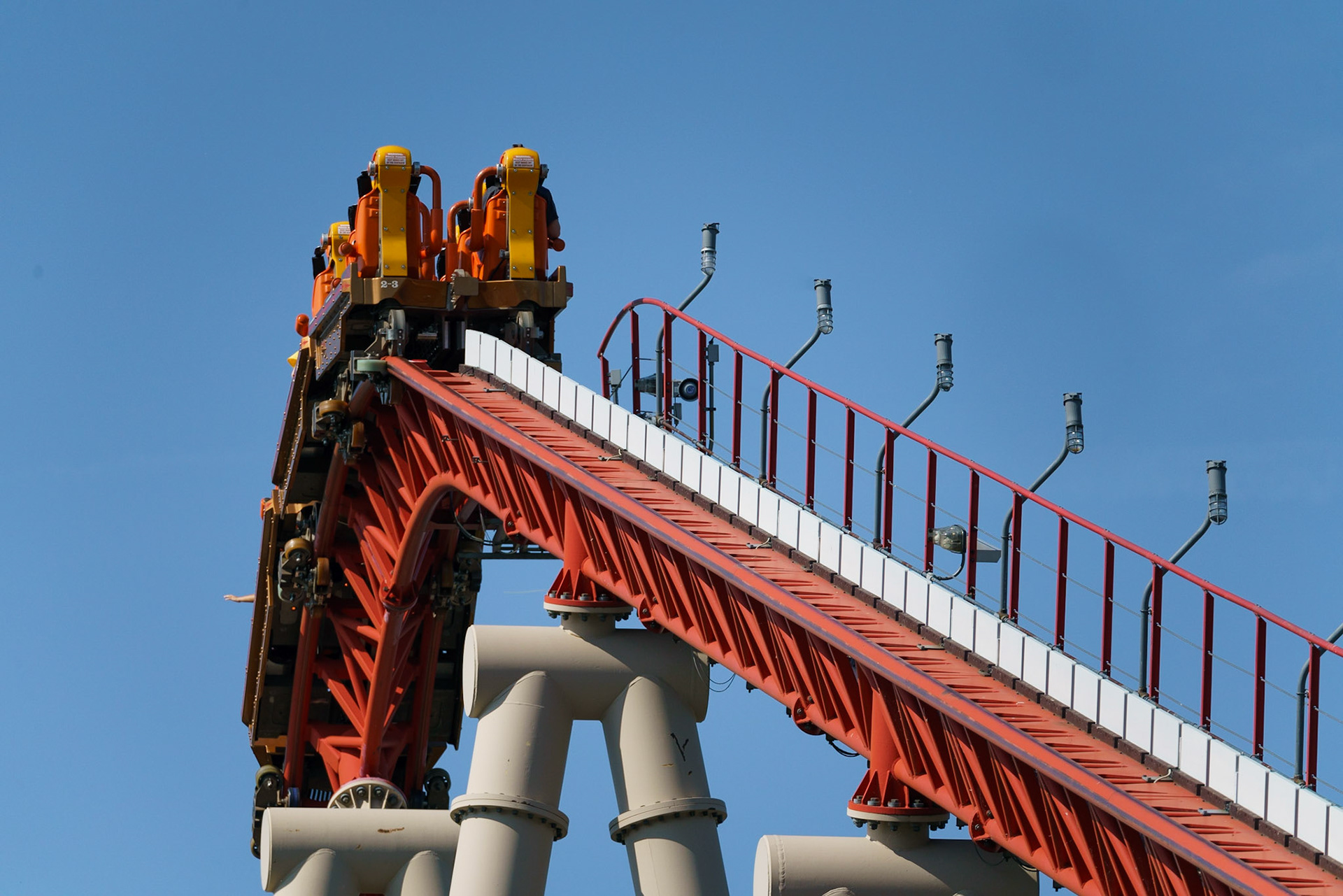 Photo by Jon Roost (www.jonroostphotos.com)