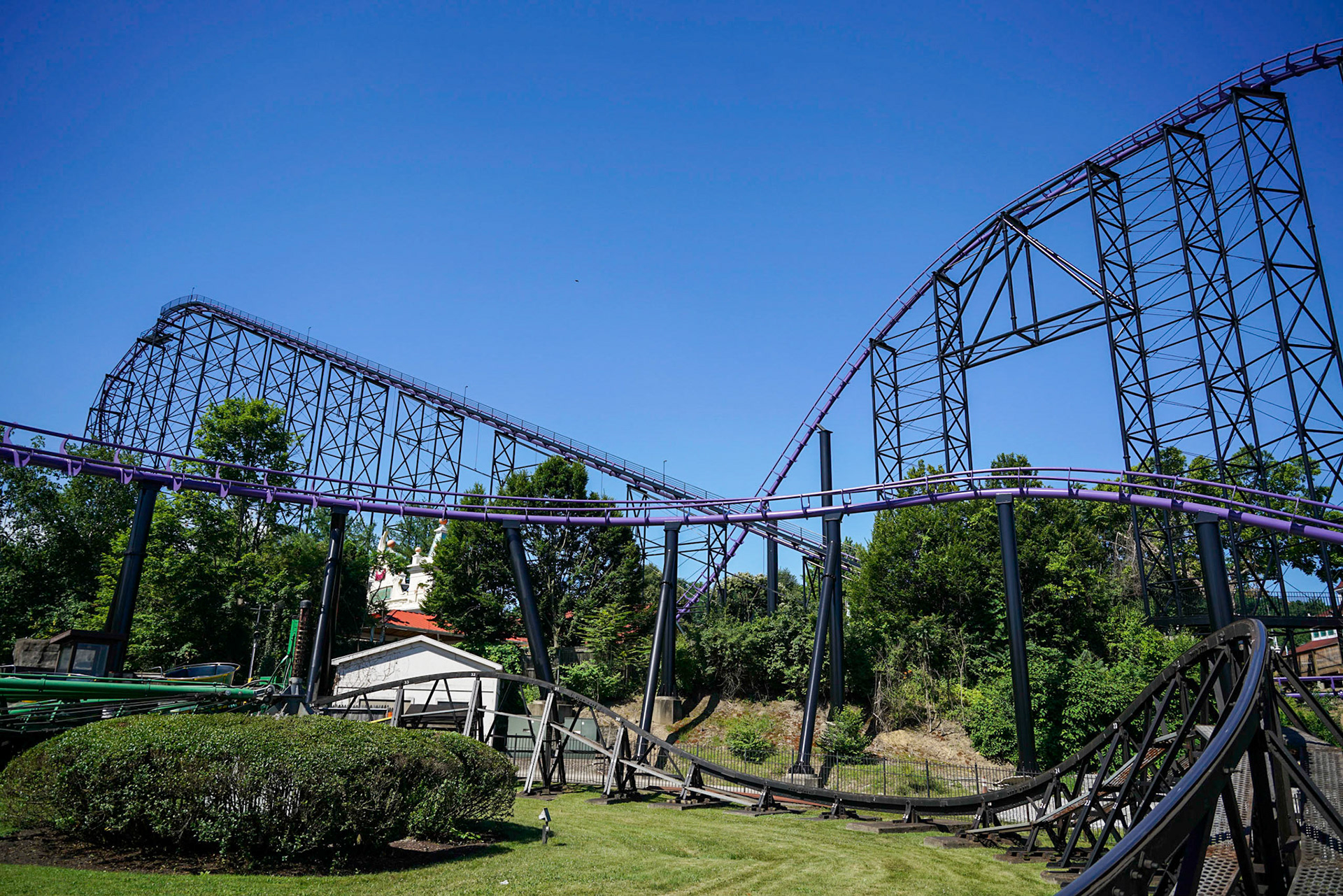 Photo by Jon Roost (www.jonroostphotos.com)