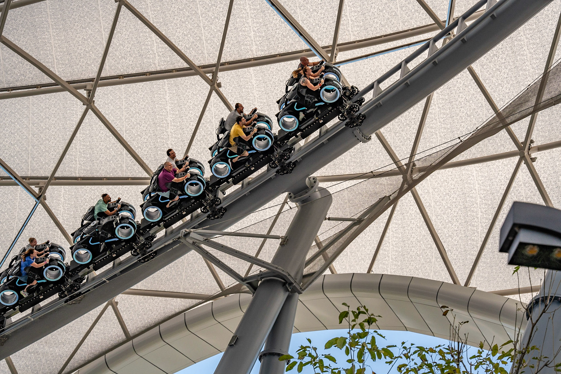 Photo by Jon Roost (www.jonroostphotos.com)