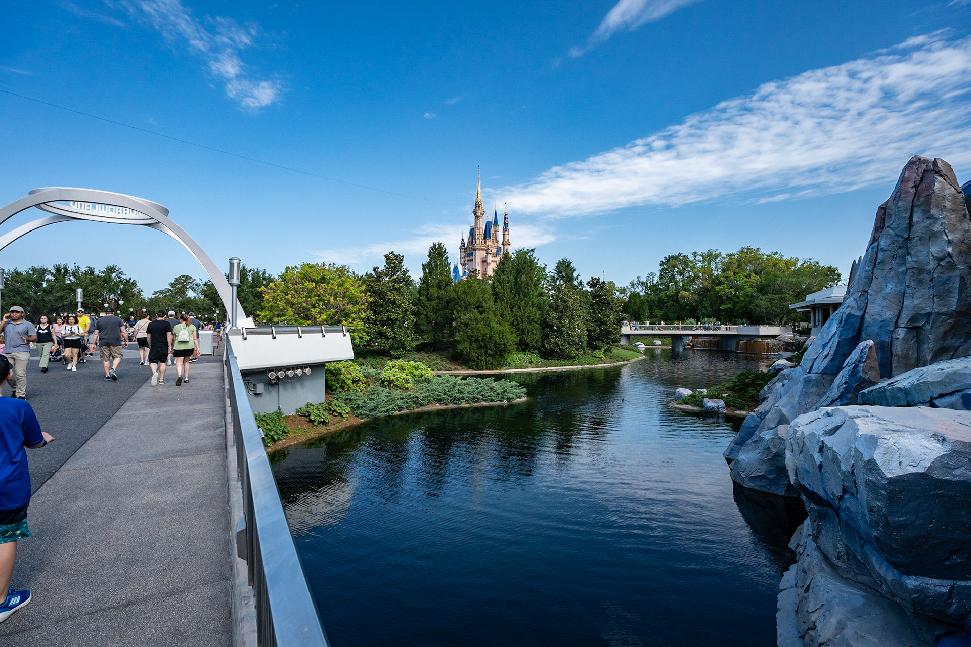 Photo by Jon Roost (www.jonroostphotos.com)