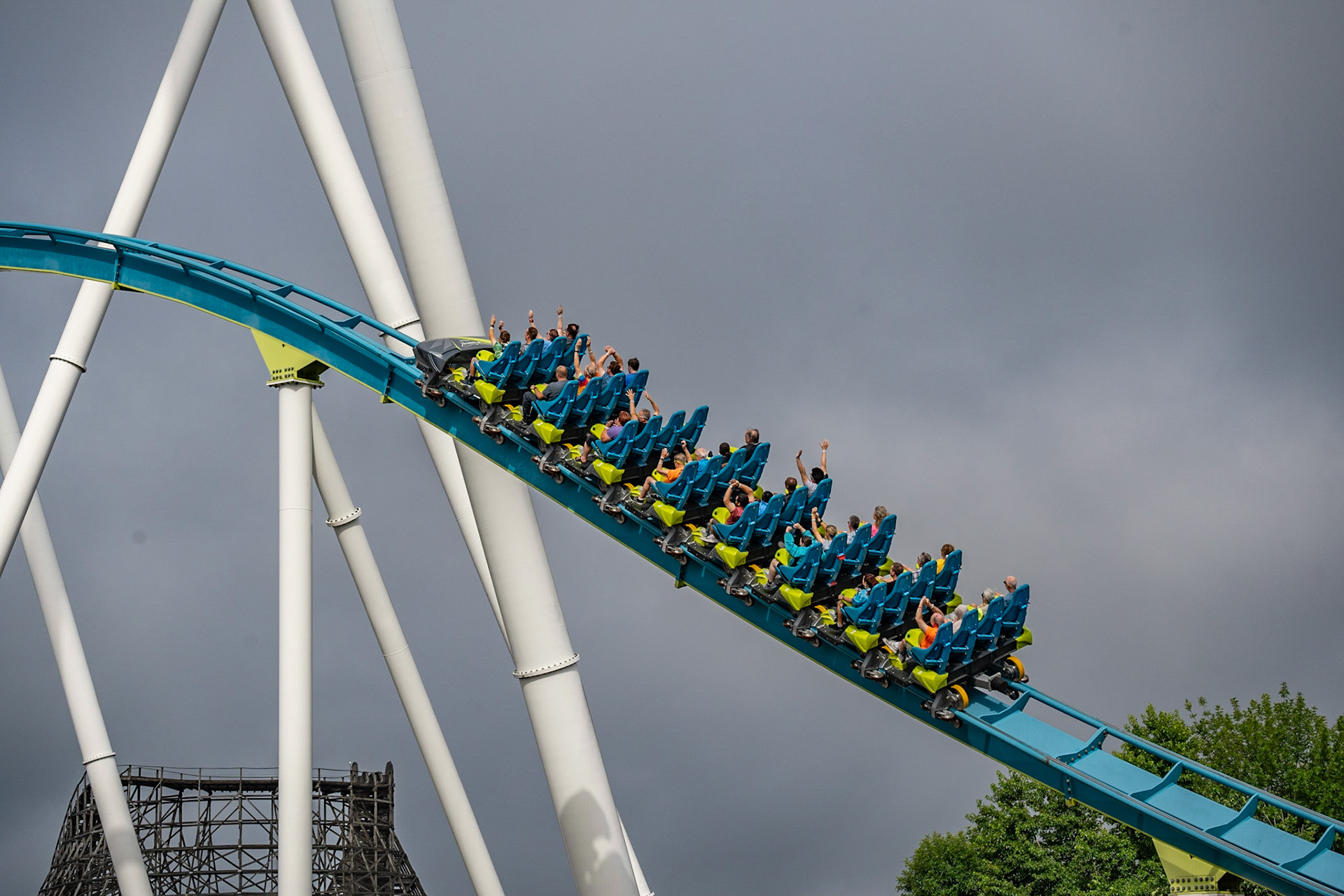 Photo by Jon Roost (www.jonroostphotos.com)