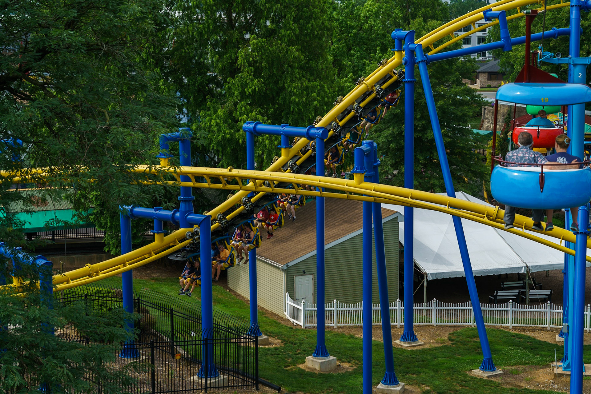 Photo by Jon Roost (www.jonroostphotos.com)