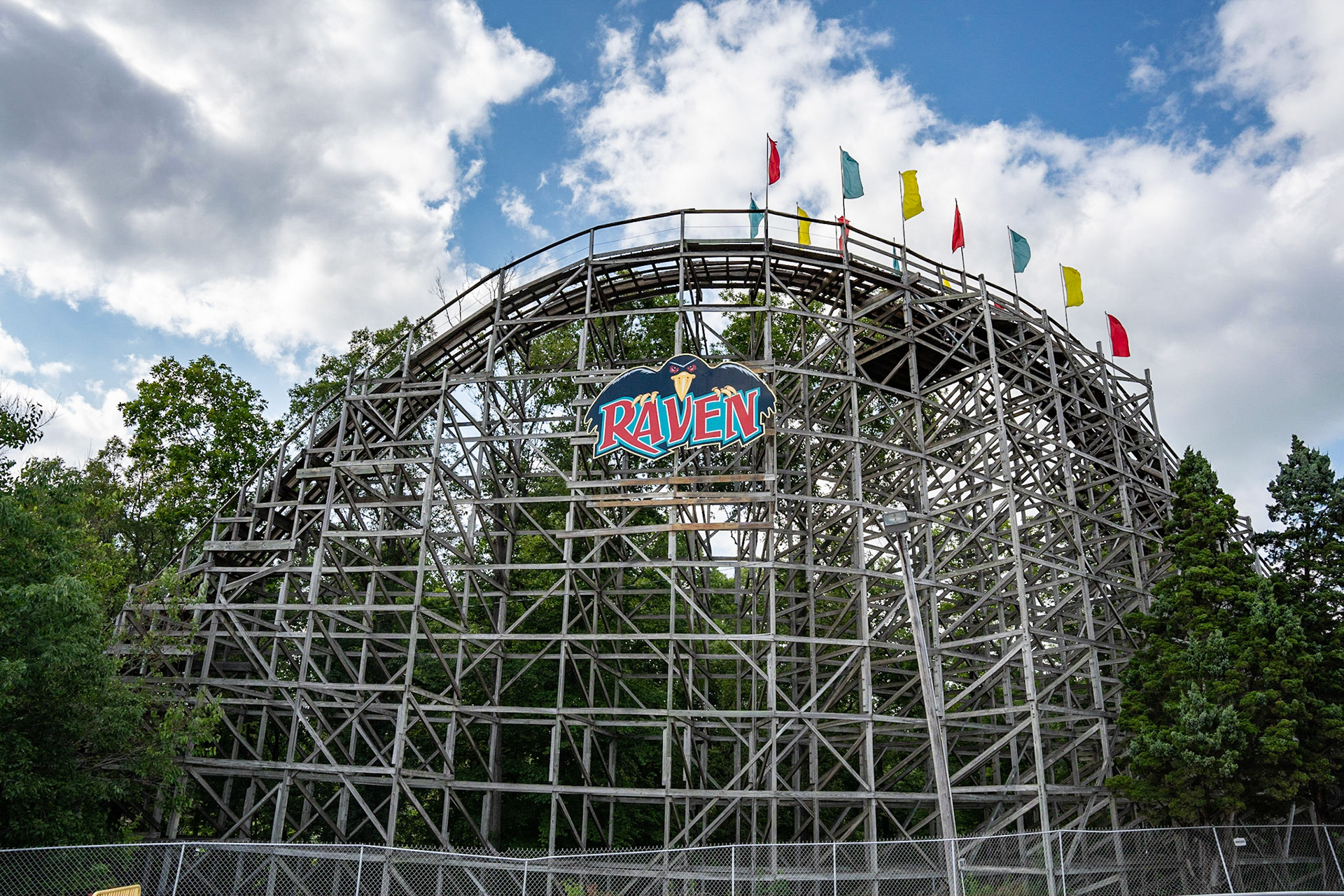 Photo by Jon Roost (www.jonroostphotos.com)