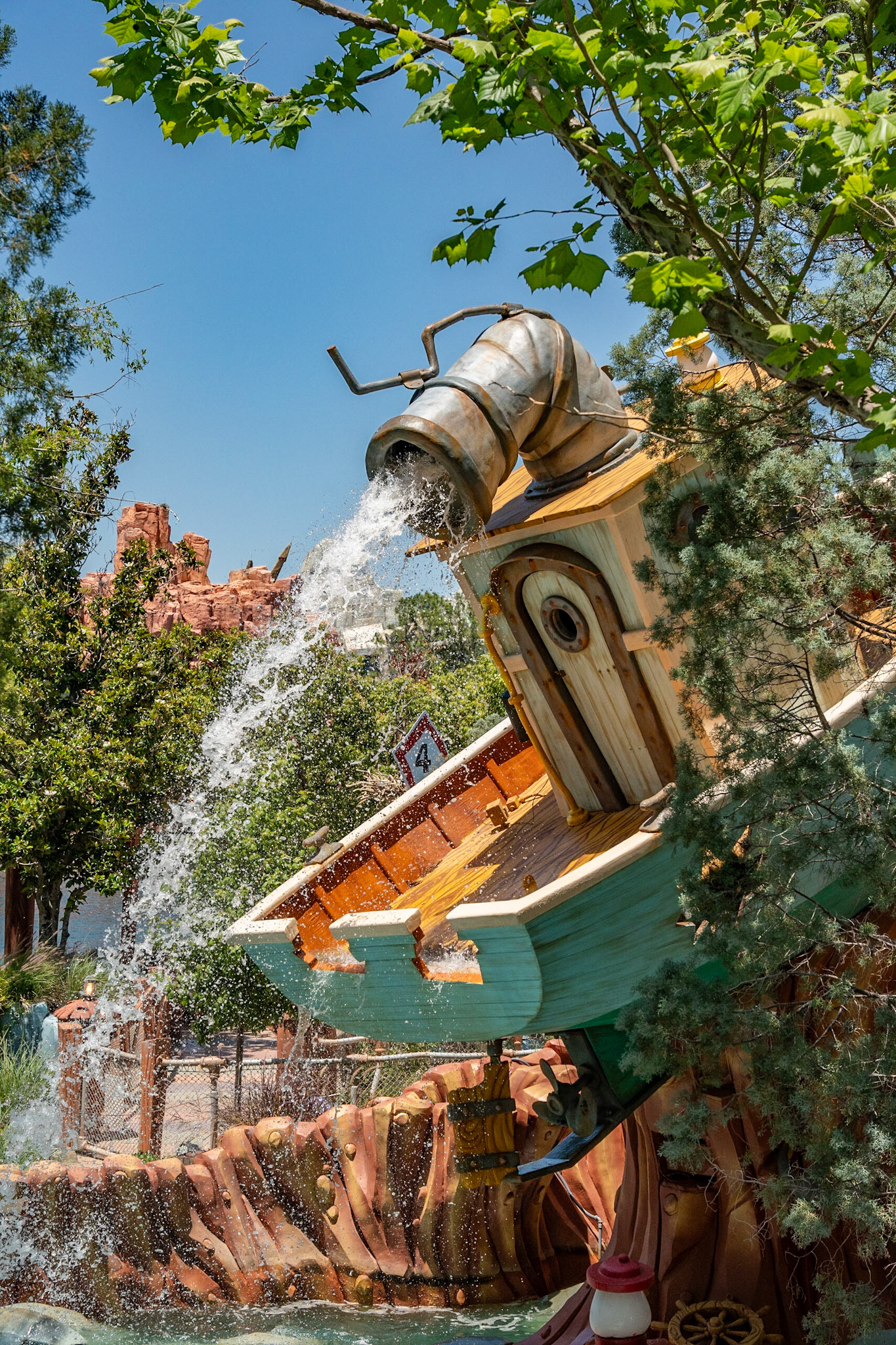 Photo by Jon Roost (www.jonroostphotos.com)