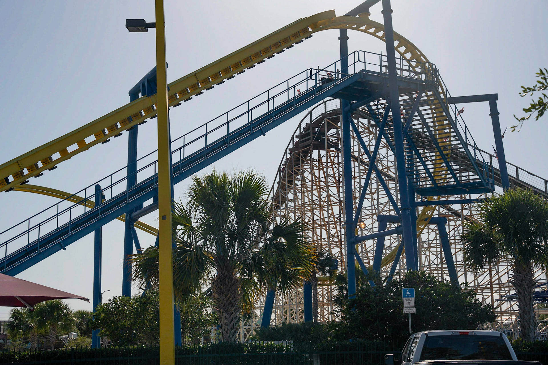 Photo by Jon Roost (www.jonroostphotos.com)