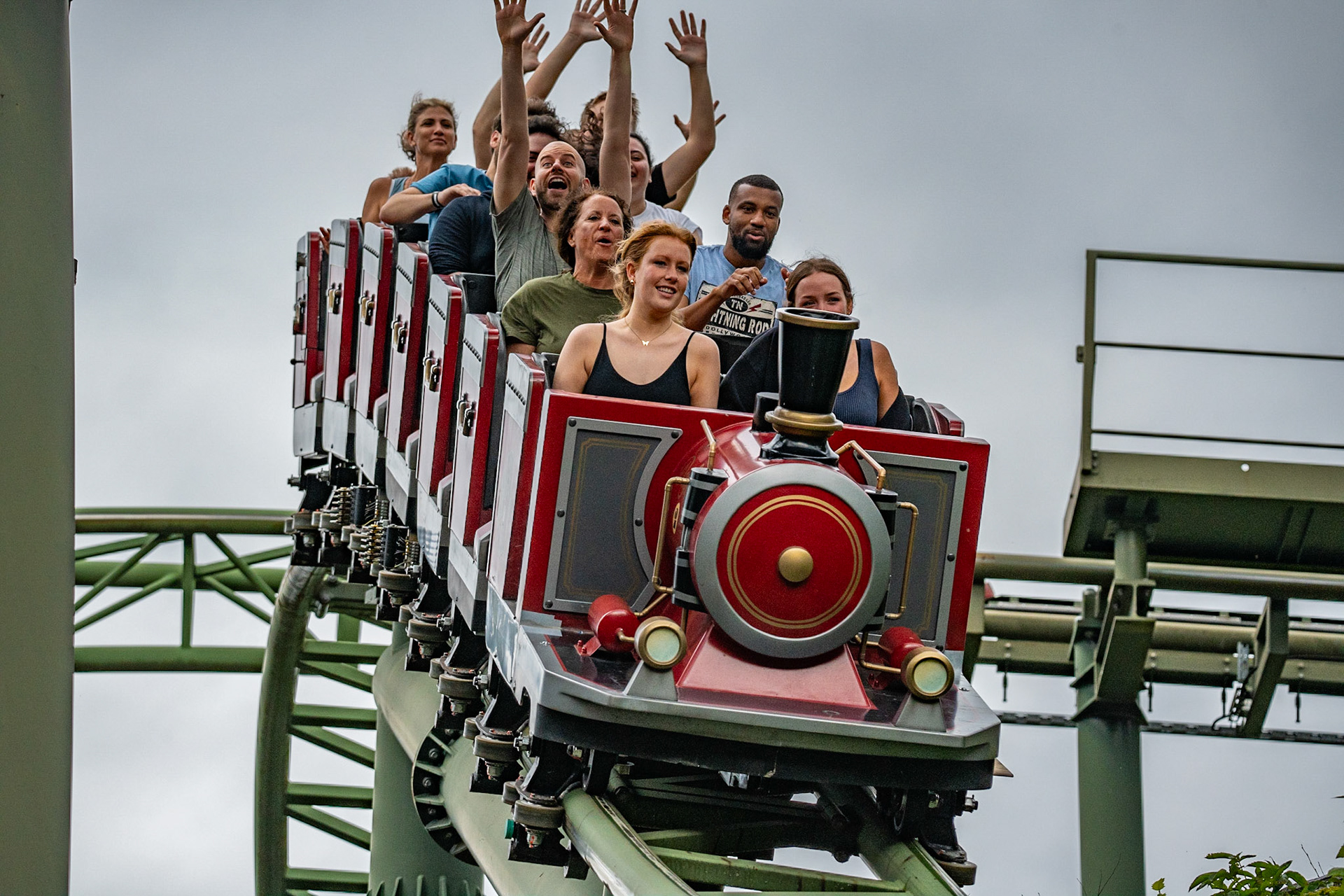 Photo by Jon Roost (www.jonroostphotos.com)