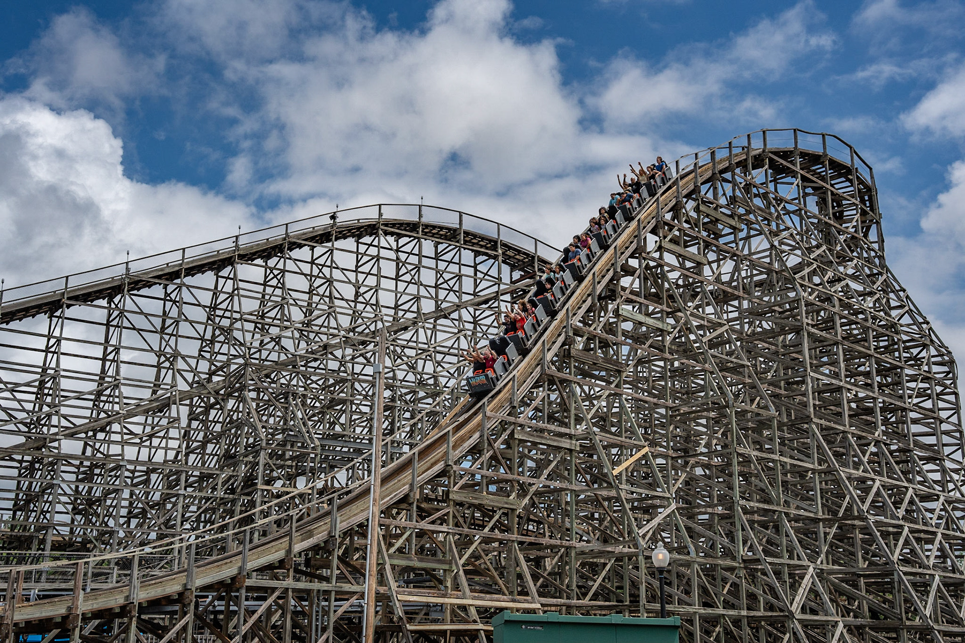 Photo by Jon Roost (www.jonroostphotos.com)