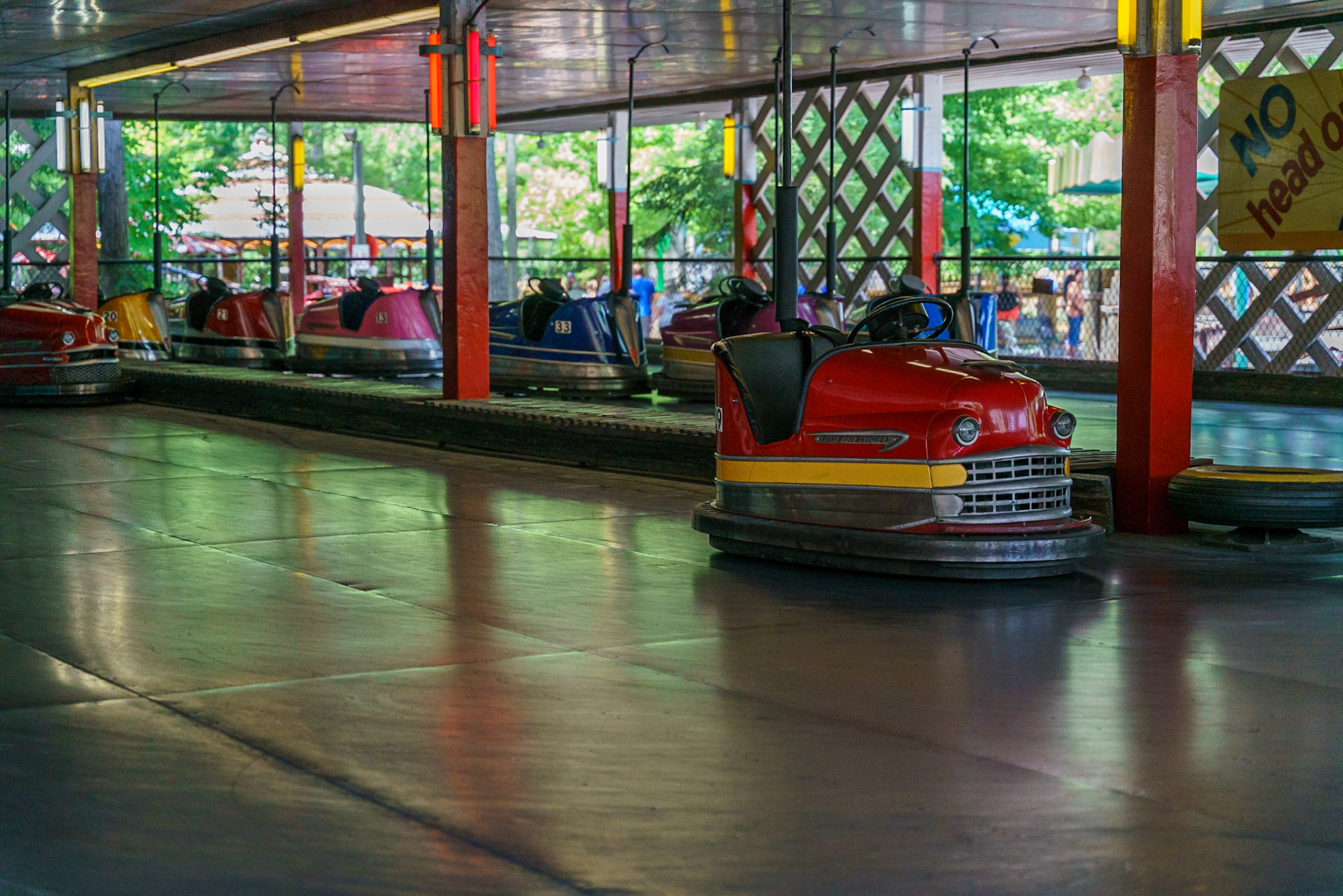 Photo by Jon Roost (www.jonroostphotos.com)