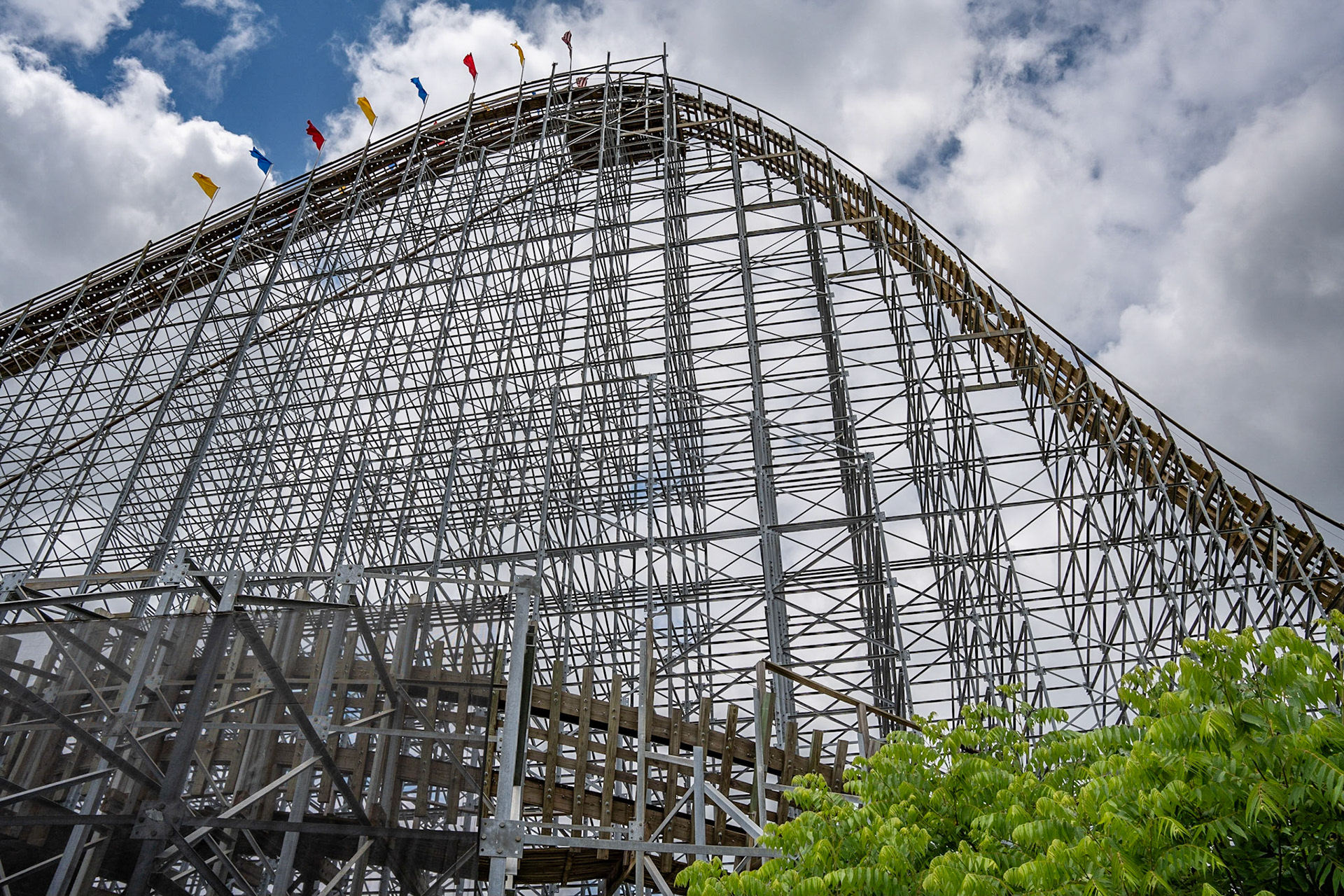 Photo by Jon Roost (www.jonroostphotos.com)