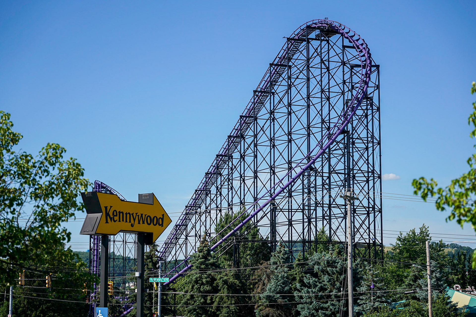 Photo by Jon Roost (www.jonroostphotos.com)